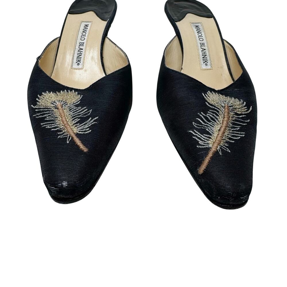 Vintage Manolo Blahnik Black Silk Feather Embroidered Kitten Heel Mules EU 39.5 - Picture 2 of 9